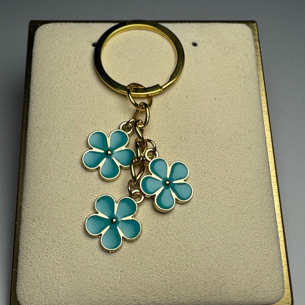 Blue Cluster Flowers Bag Charm Floral w/Gold